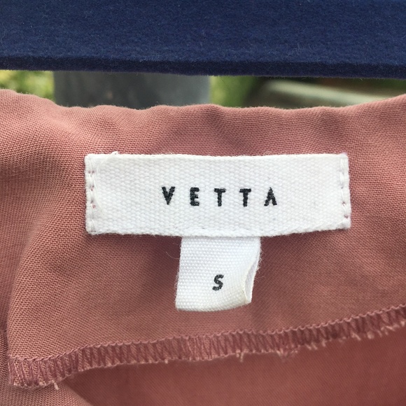 VETTA Girlfriend Shirt - Picture 3 of 4